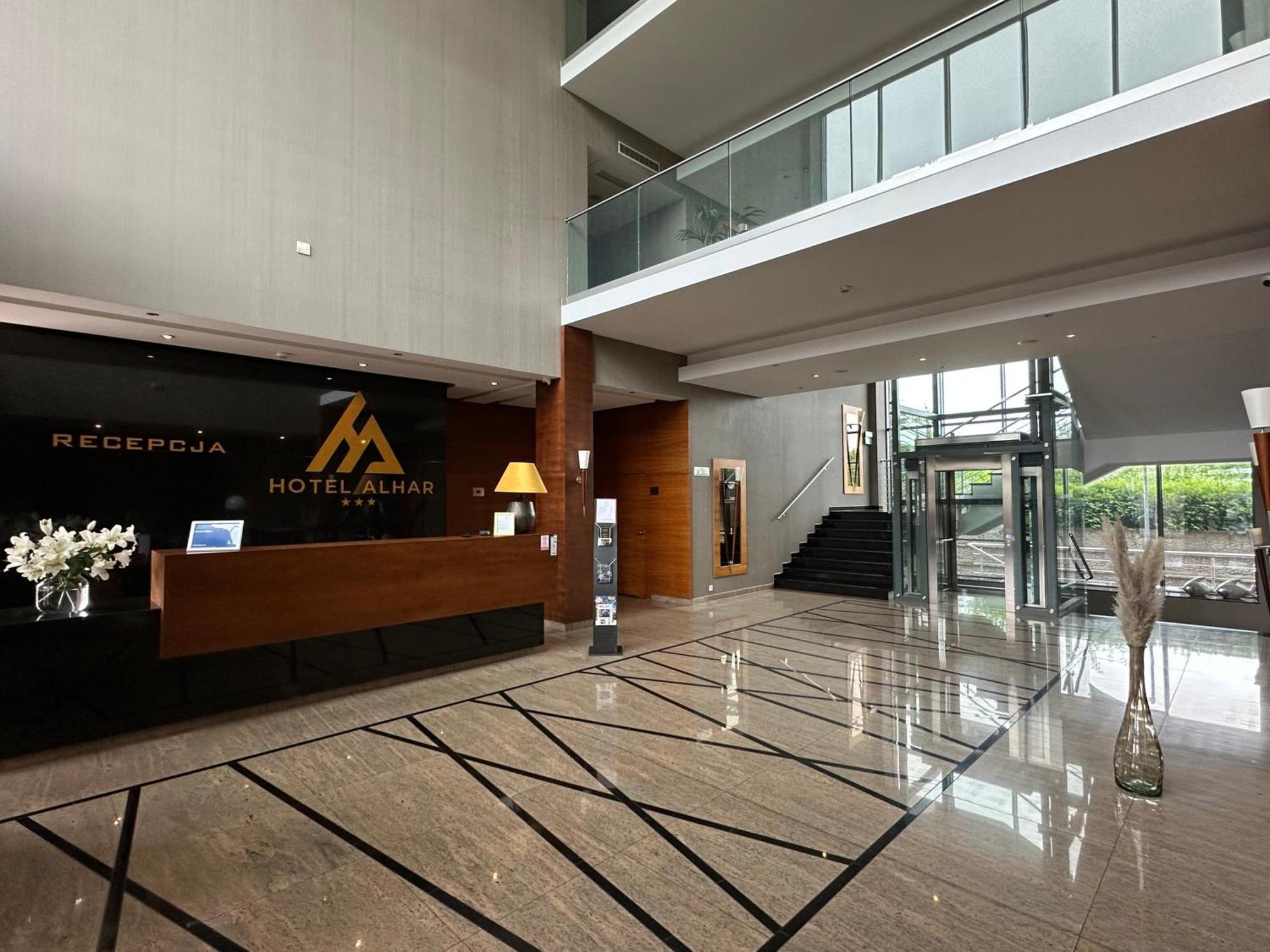 Hotel Alhar Lubliniec Exterior photo