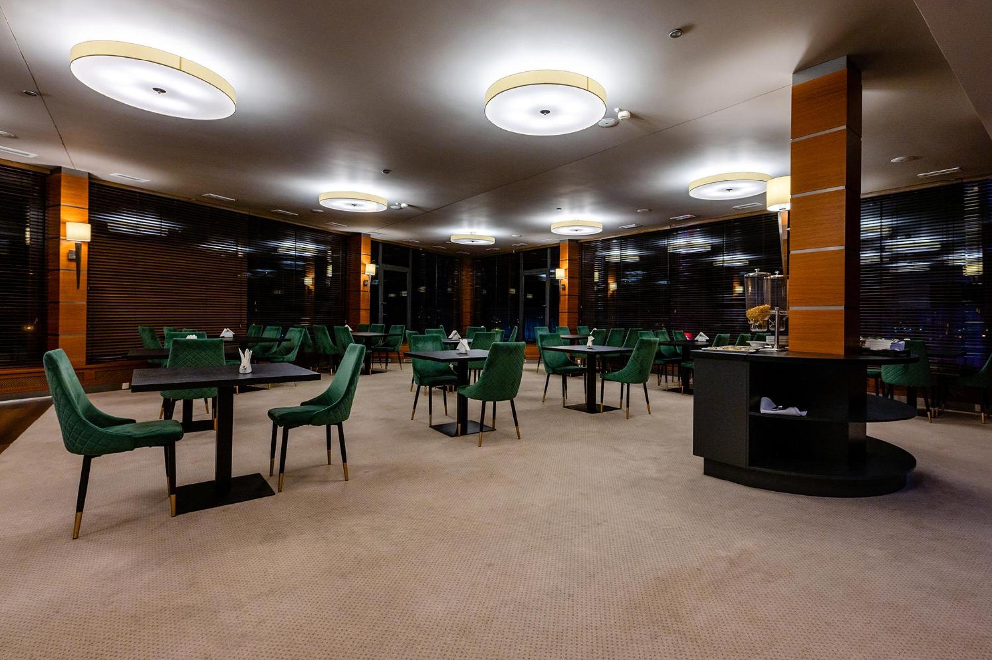 Hotel Alhar Lubliniec Exterior photo