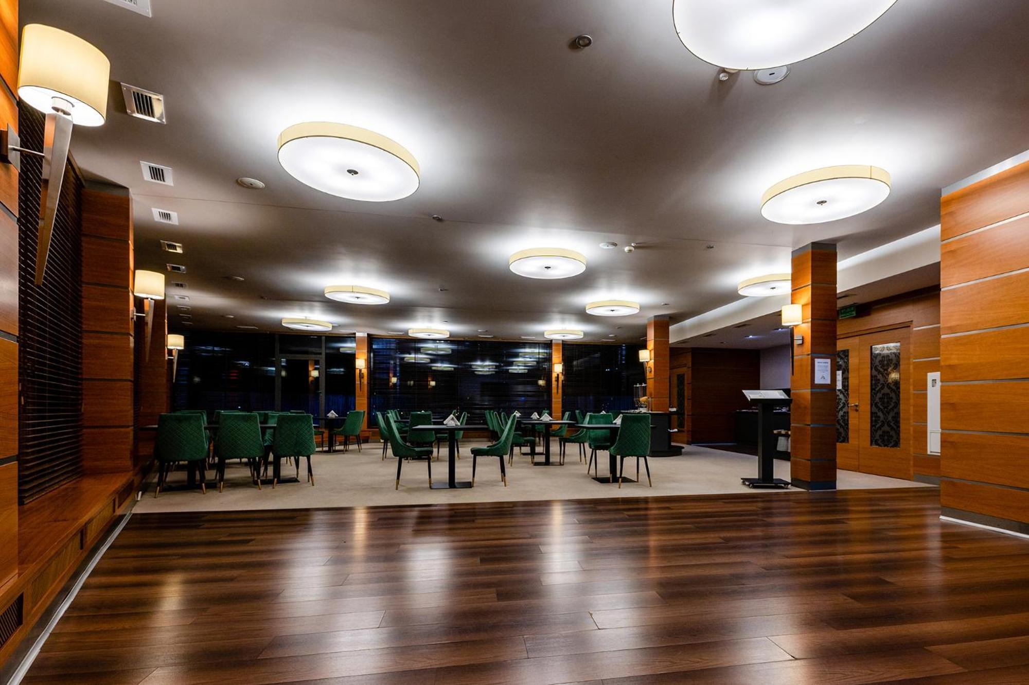 Hotel Alhar Lubliniec Exterior photo